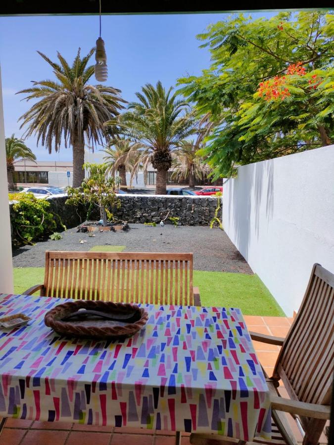 Vila Casa Palmeras Costa Costa Teguise Exteriér fotografie